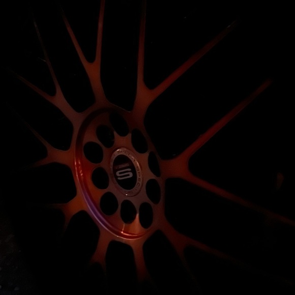 FIRE RIMS - Picture 3 of 3